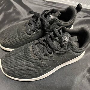 Women’s Adidas Cloudform